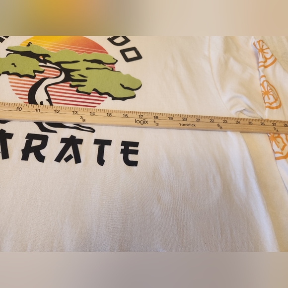 Bioworld Men's White Cobra Kai Miyagi-Do Karate Long Sleeve T-Shirt Size 2XL - Picture 6 of 7